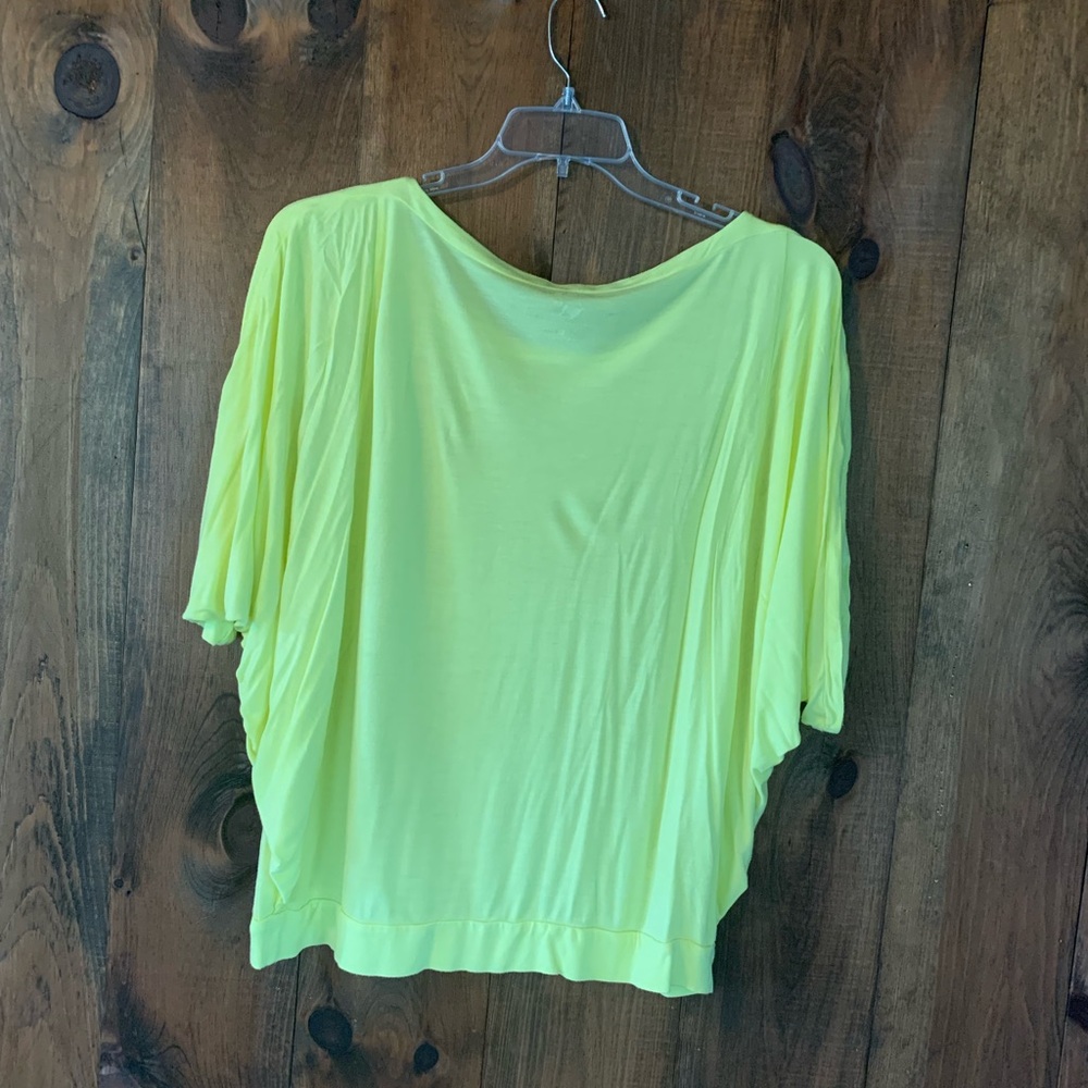 Lightweight bat sleeve t-shirt - Picture 2 of 3